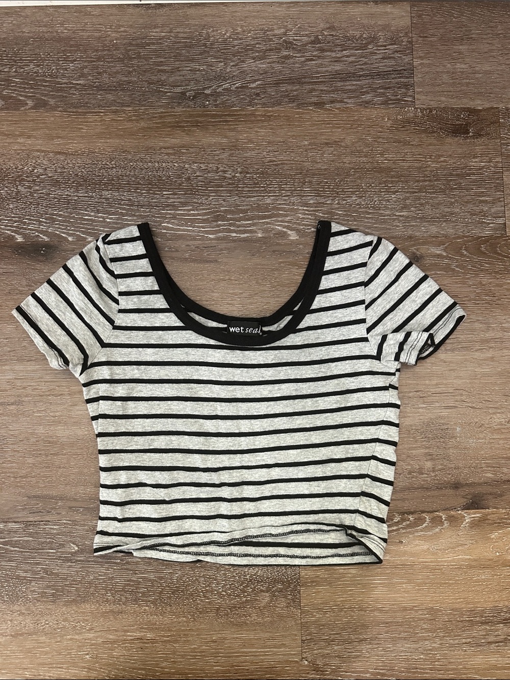 Wet Seal Black Trim Gray & Black Striped Scoop Crop Top